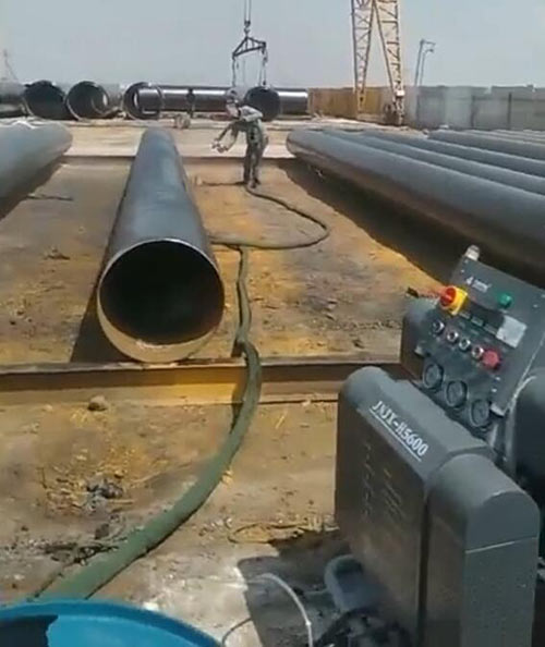 现场管道防腐用什么机械 化工管道防腐使用的设备(图1) 现场管道防腐用什么机械 化工管道防腐使用的设备