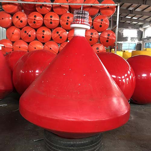 航道定位浮标 防腐聚脲喷涂机(图1) 航道定位浮标 防腐聚脲喷涂案例